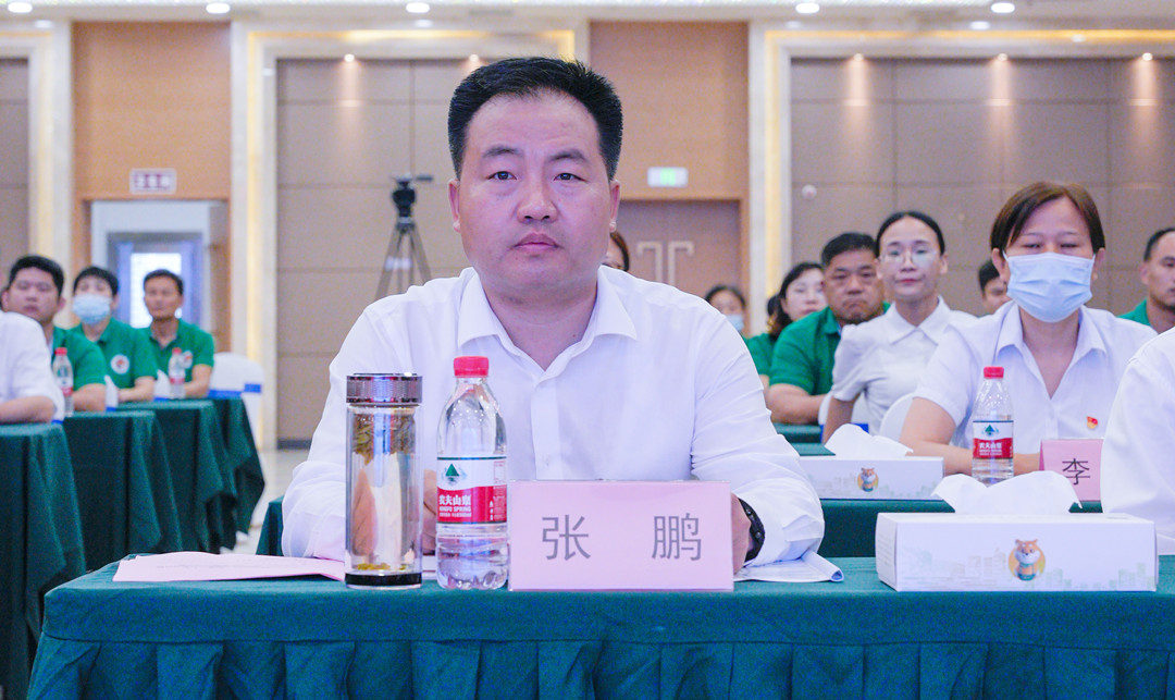 区委副书记张鹏_副本.jpg