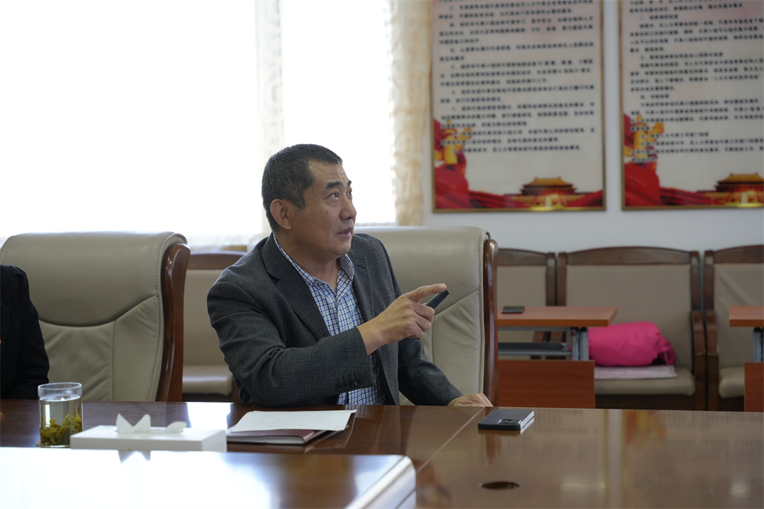 2.张总授课.jpg