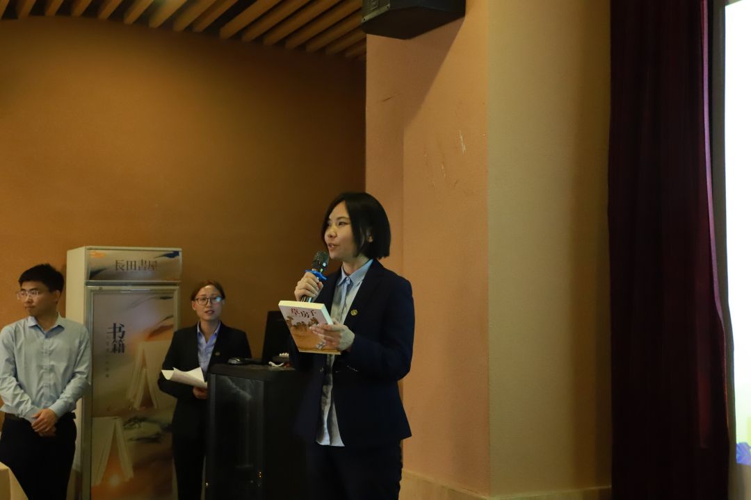 1682404294644517.jpg 杜洁.jpg